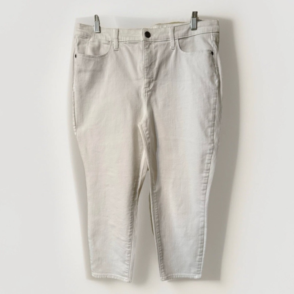 Talbots Flawless high waist white jegging crop pants
